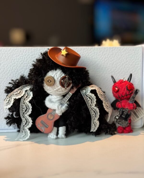 DIY yarndoll -- TK Live -- Key/Bag Chain